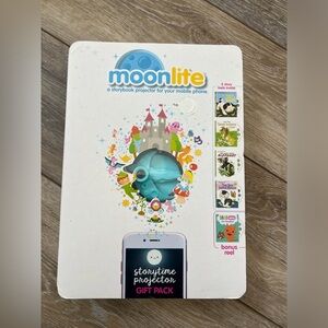 Moonlite Storytime Projector Gift Pack with 5 Stories
